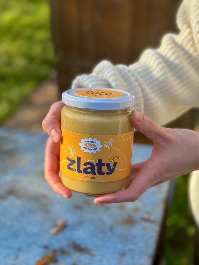 Kvetový pastovaný med 700g